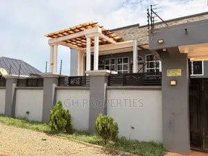 6bdrm Apartment in Yabe, Kumasi Metropolitan for sale