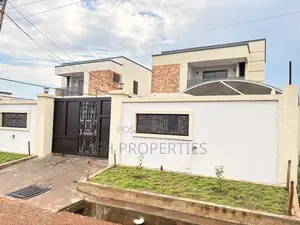3bdrm House in Paraku Estate., Kumasi Metropolitan for sale