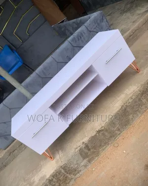 Plane White Tv Stand