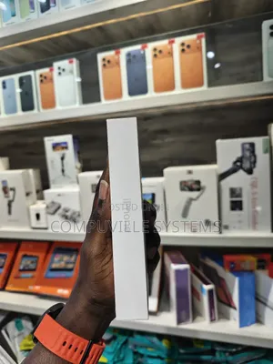 New Apple iPhone 17 Pro Max 1 TB Silver