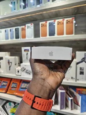New Apple iPhone 17 Pro Max 1 TB Silver