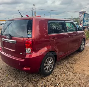 Toyota Corolla Rumion 2012 Orange