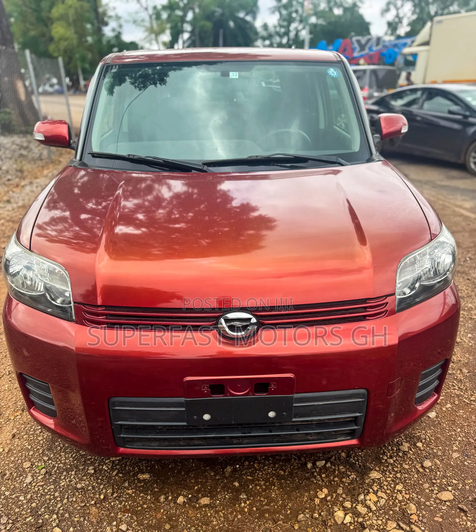 Toyota Corolla Rumion 2012 Orange