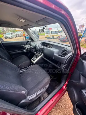 Toyota Corolla Rumion 2012 Orange