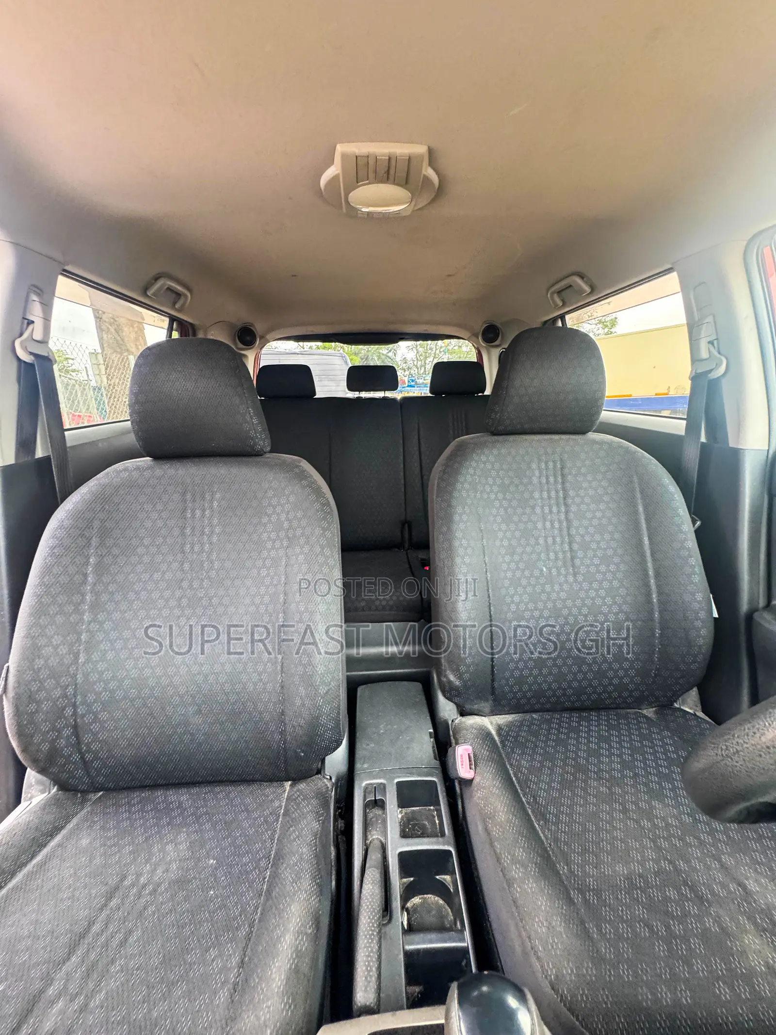 Toyota Corolla Rumion 2012 Orange