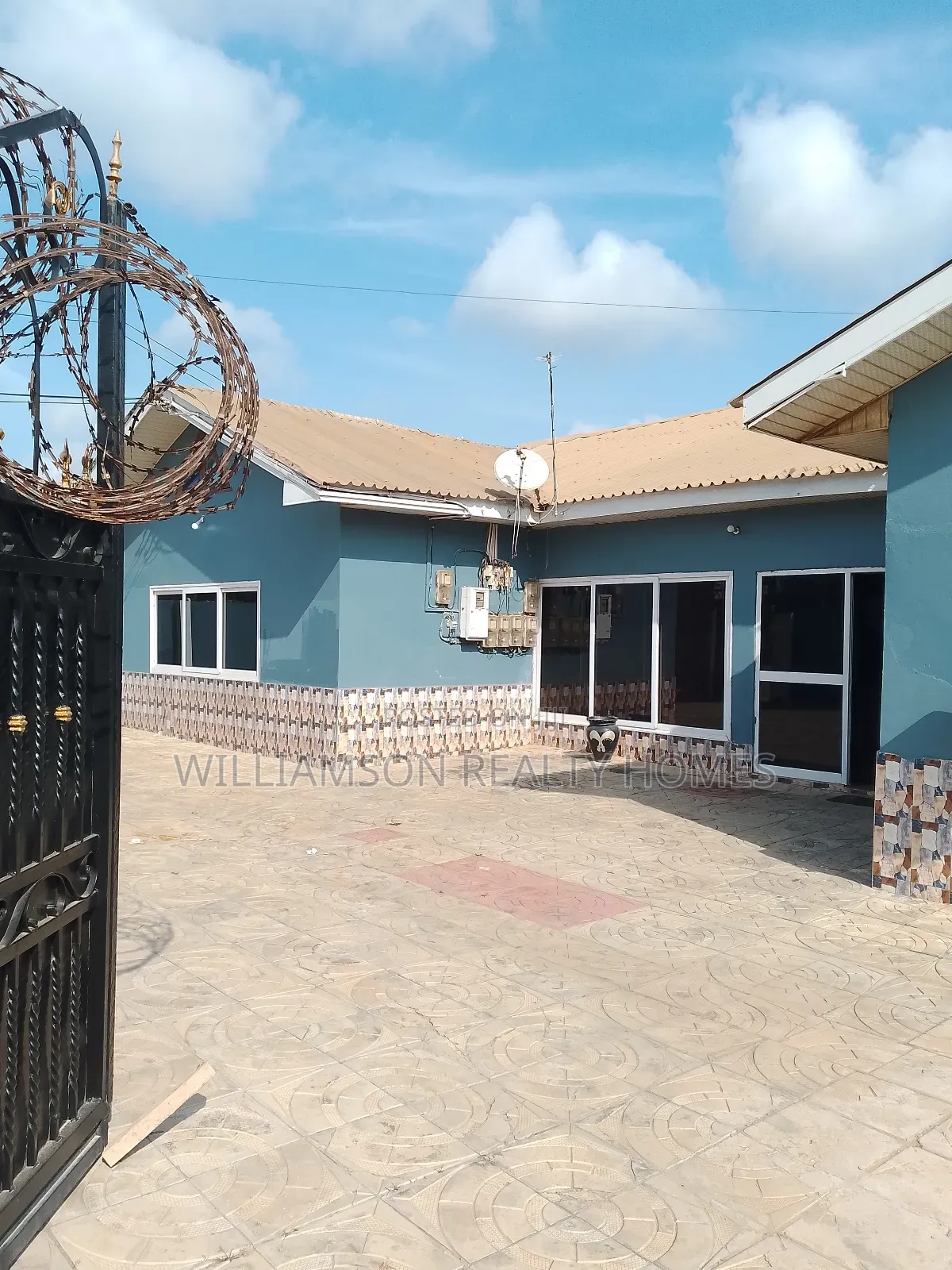1bdrm Apartment in Hfc Estate Area, Spintex for rent