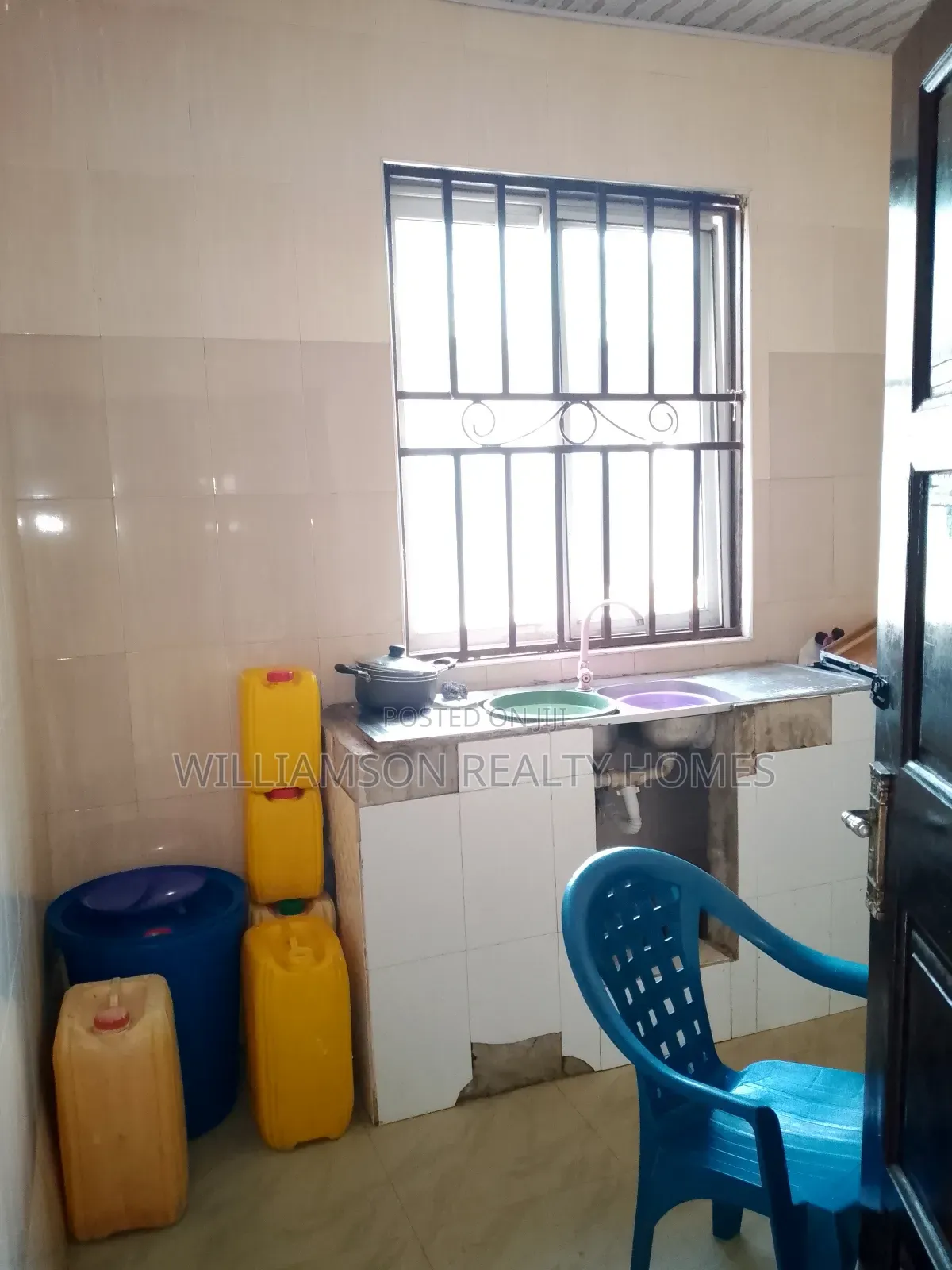 1bdrm Apartment in Hfc Estate Area, Spintex for rent
