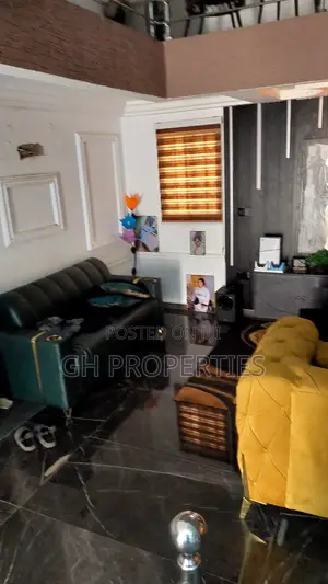 4bdrm House in Yabe, Kumasi Metropolitan for sale