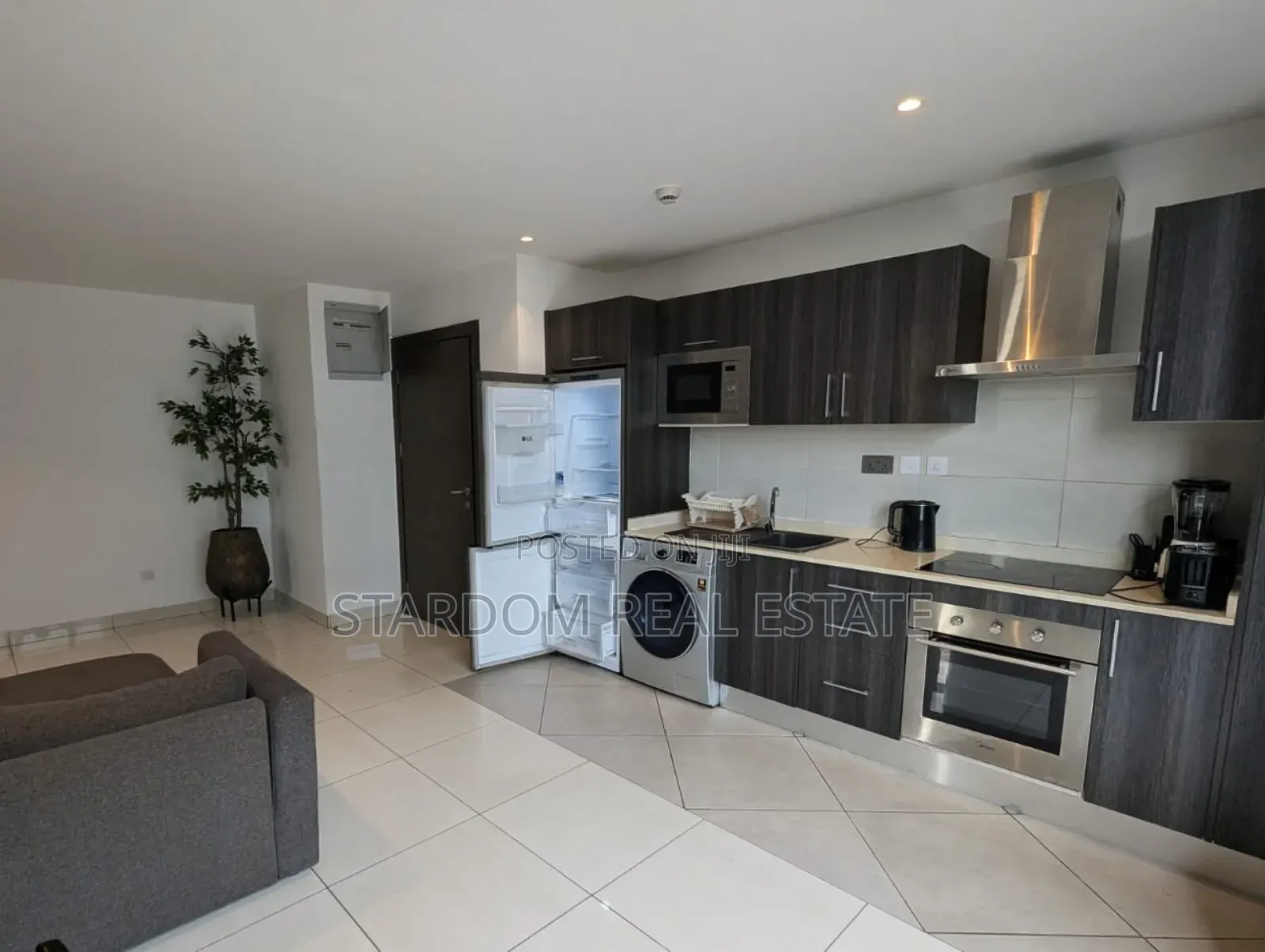 Furnished 2bdrm Apartment in Embassy Gardens, Cantonments for sale
