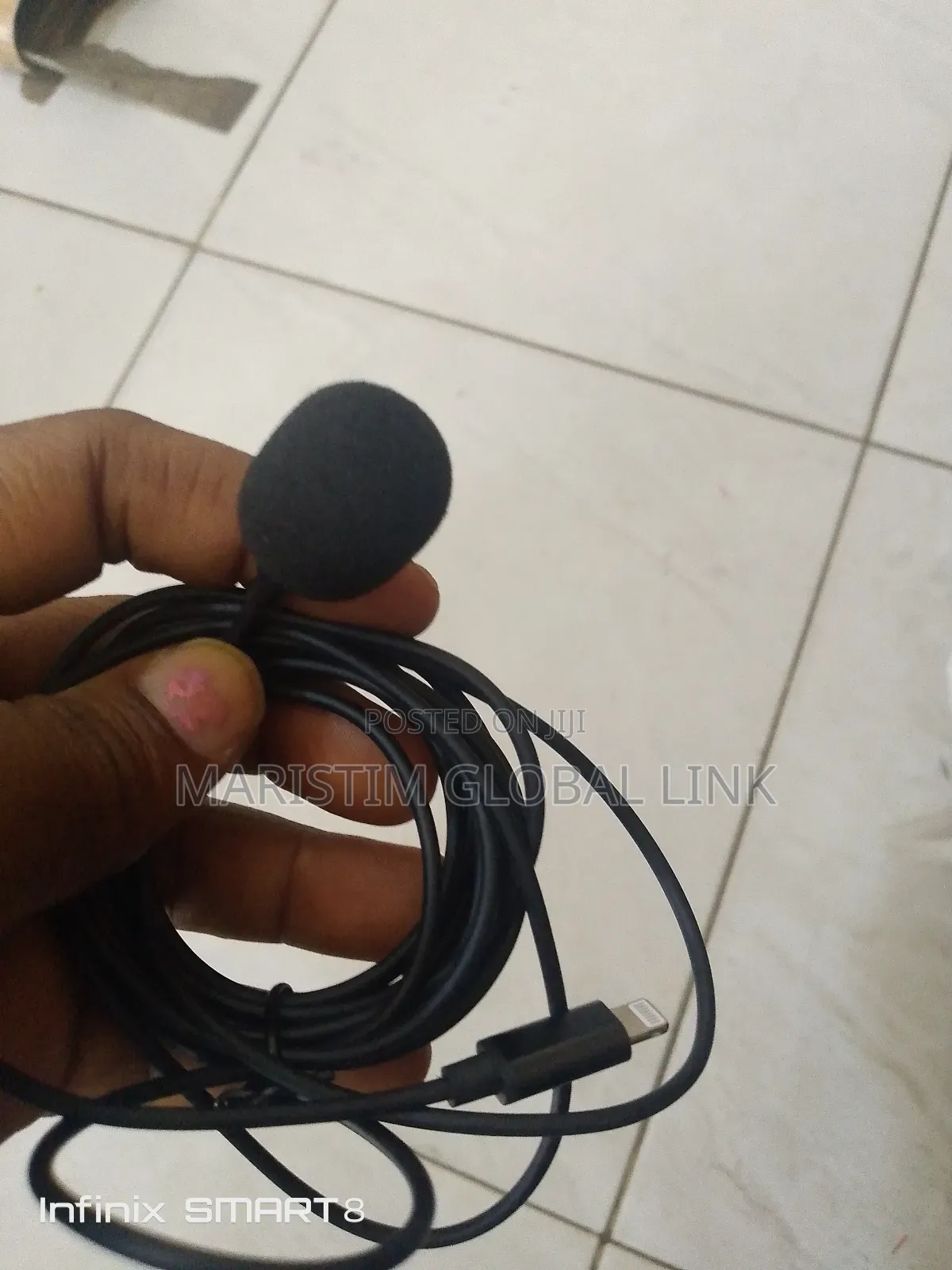 Lightning Lapel Microphone