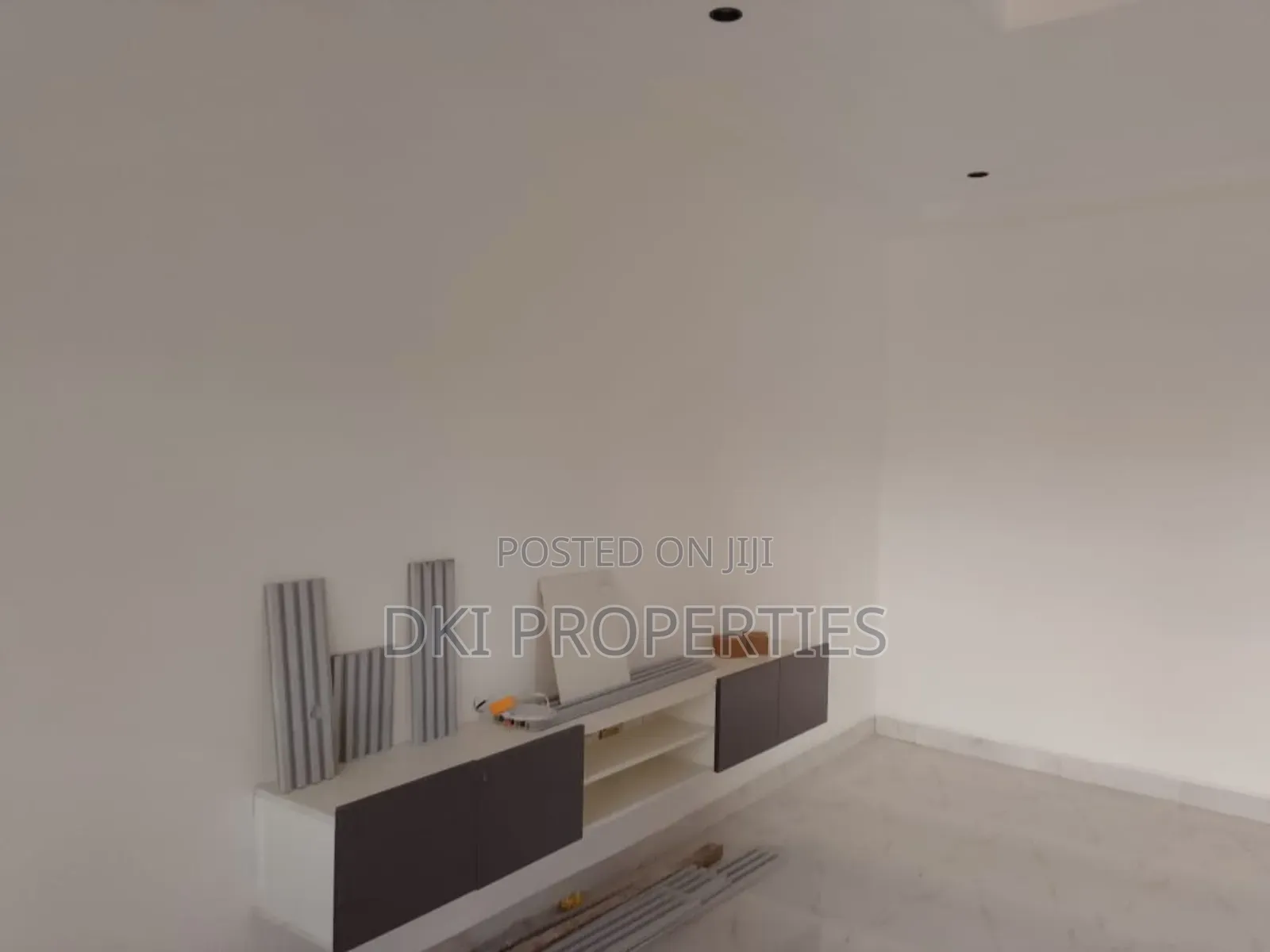 2bdrm Apartment in Dki Properties, Oyarifa for rent