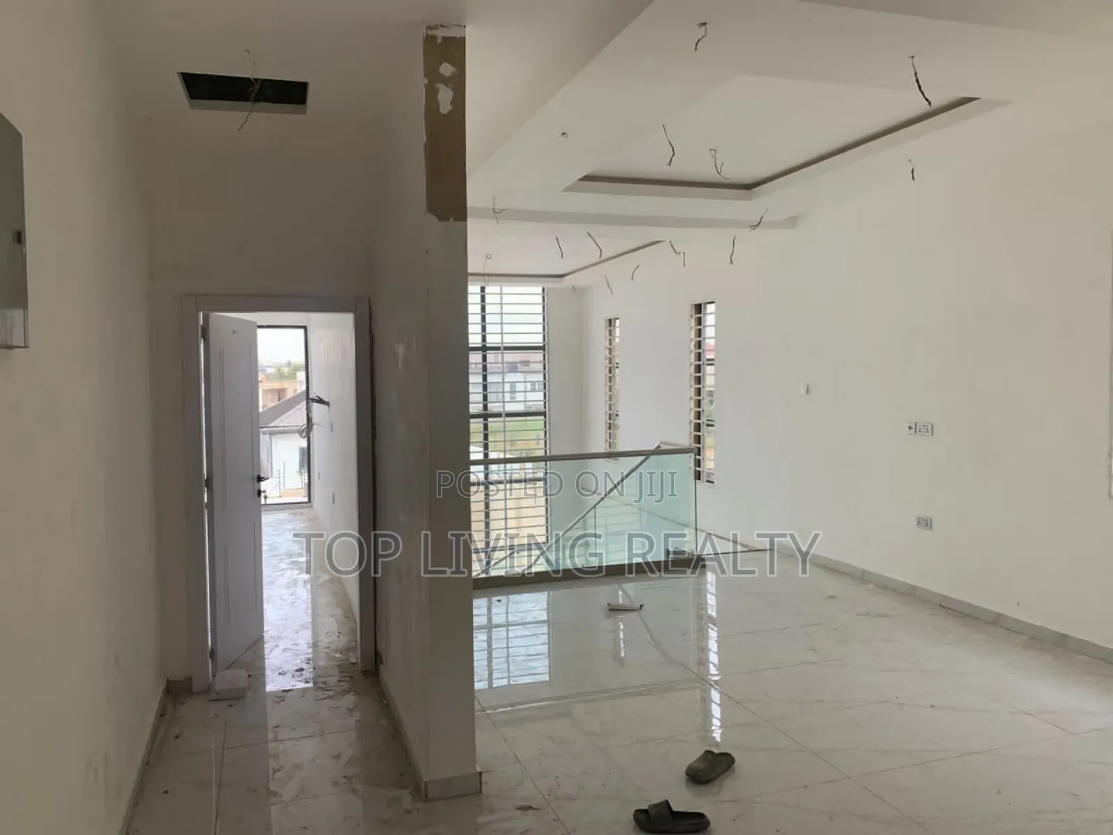 4bdrm Townhouse/Terrace in Legon Hills, Ashaley Botwe for sale