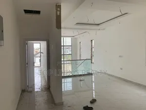 4bdrm Townhouse/Terrace in Legon Hills, Ashaley Botwe for sale