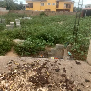 2 and Helf Plots for Sale at Spintex