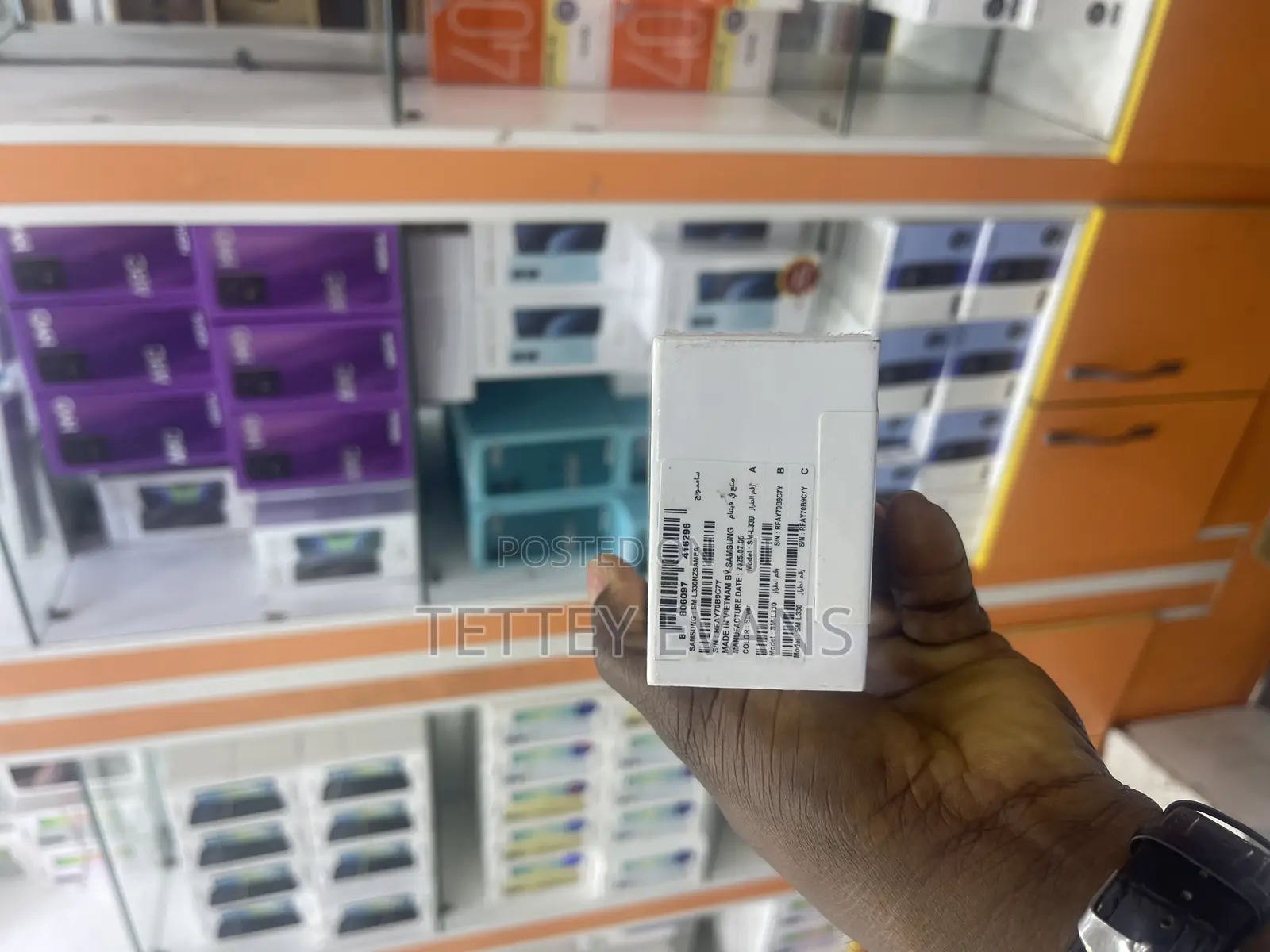 Samsung Galaxy Watch 8 L330