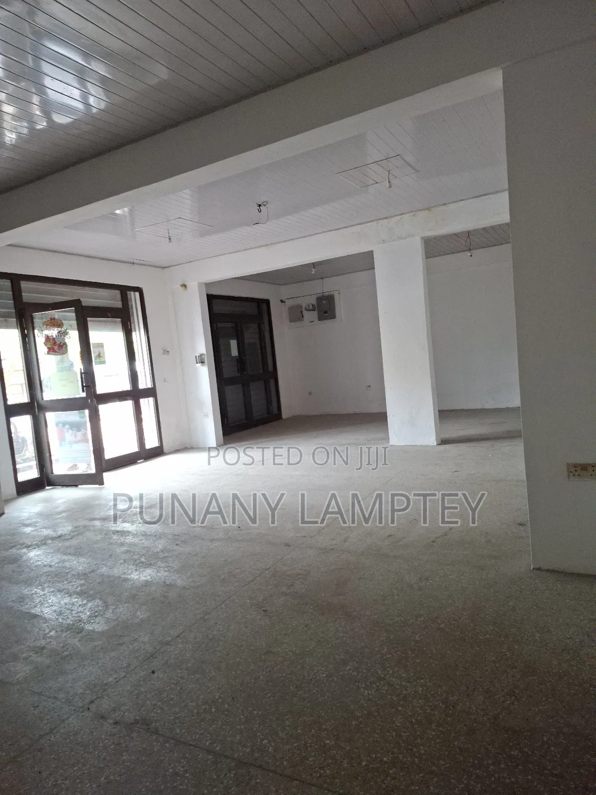 A Big Shop for Rent at Osu Re Not Far From the MTN Office