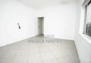 4bdrm House in Community 18 Spintex for sale