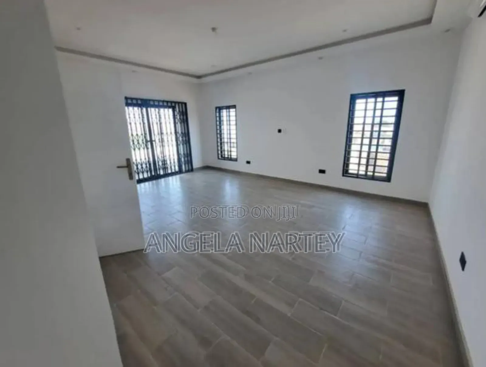 3bdrm House in Manet-East Airport, Accra Metropolitan for sale