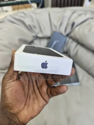 New Apple iPhone 16 512 GB Black