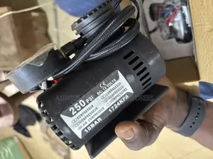 Tyre Inflator / Air Compressor.