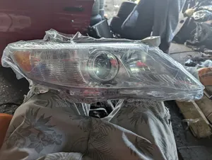 Toyota Camry 2010,2011 Headlight