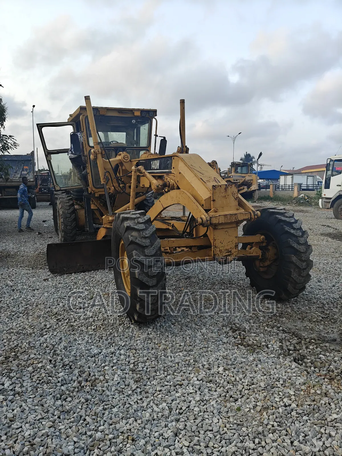 140h Caterpillar Gradder
