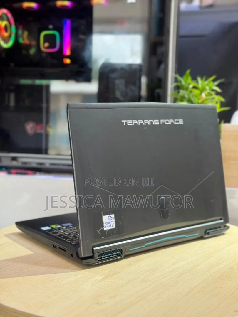 Laptop 16GB Intel Core i7 SSD 512GB