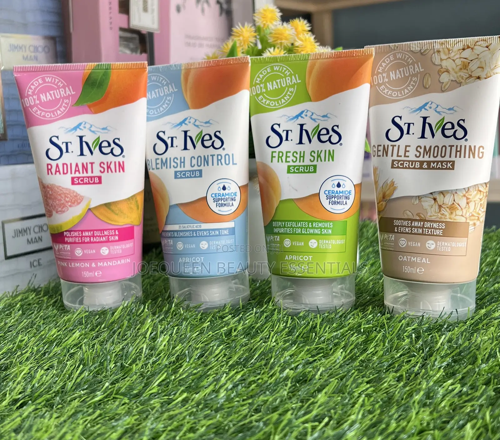 St Ives Scrub 150ml