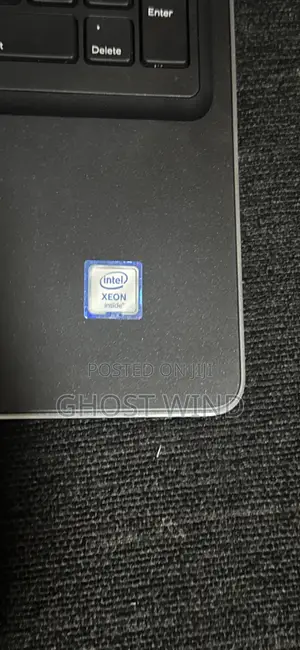Laptop Dell Precision 15 7520 16GB Intel Xeon SSD 512GB