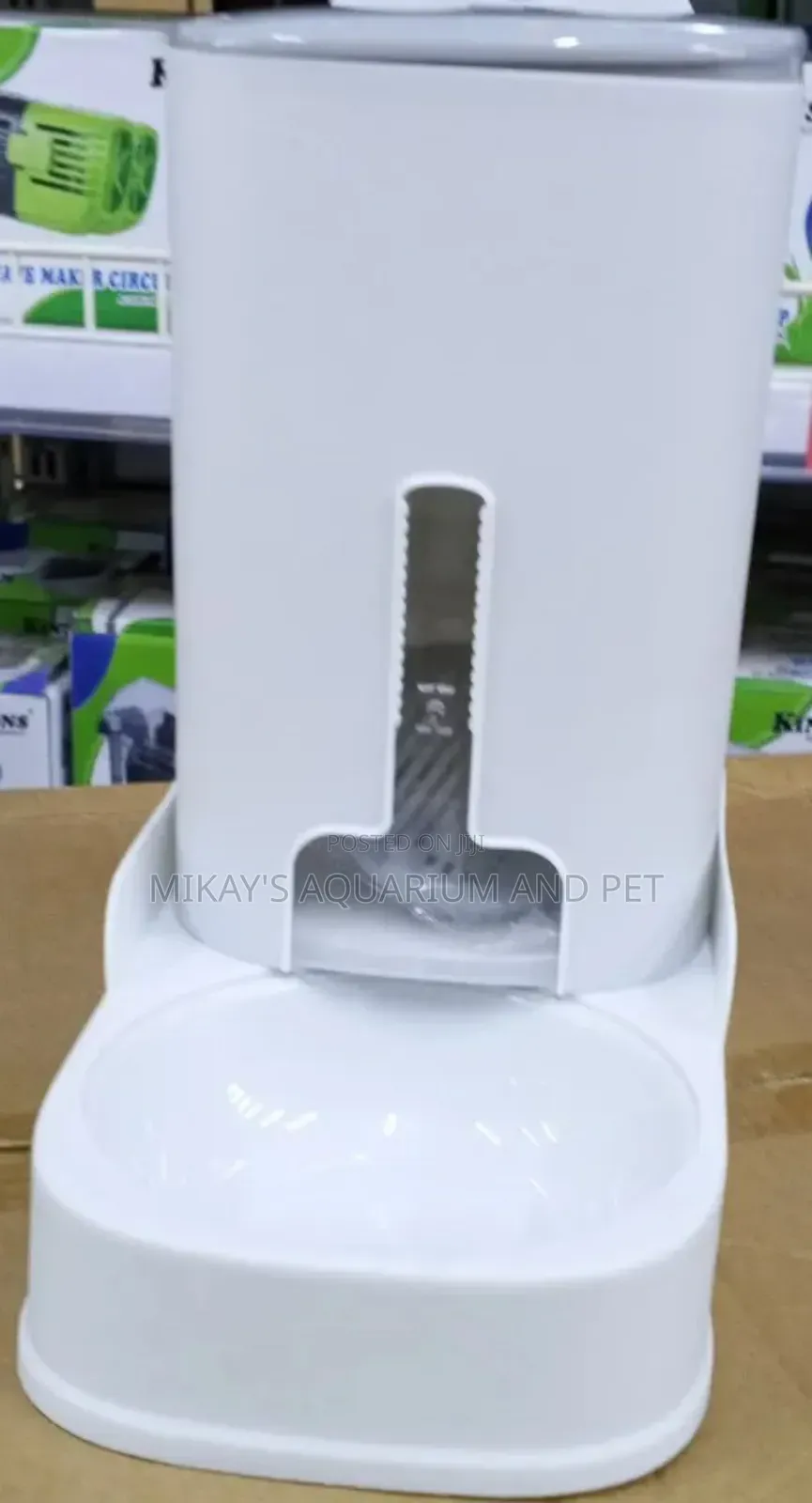 Plastic Dog Feeder