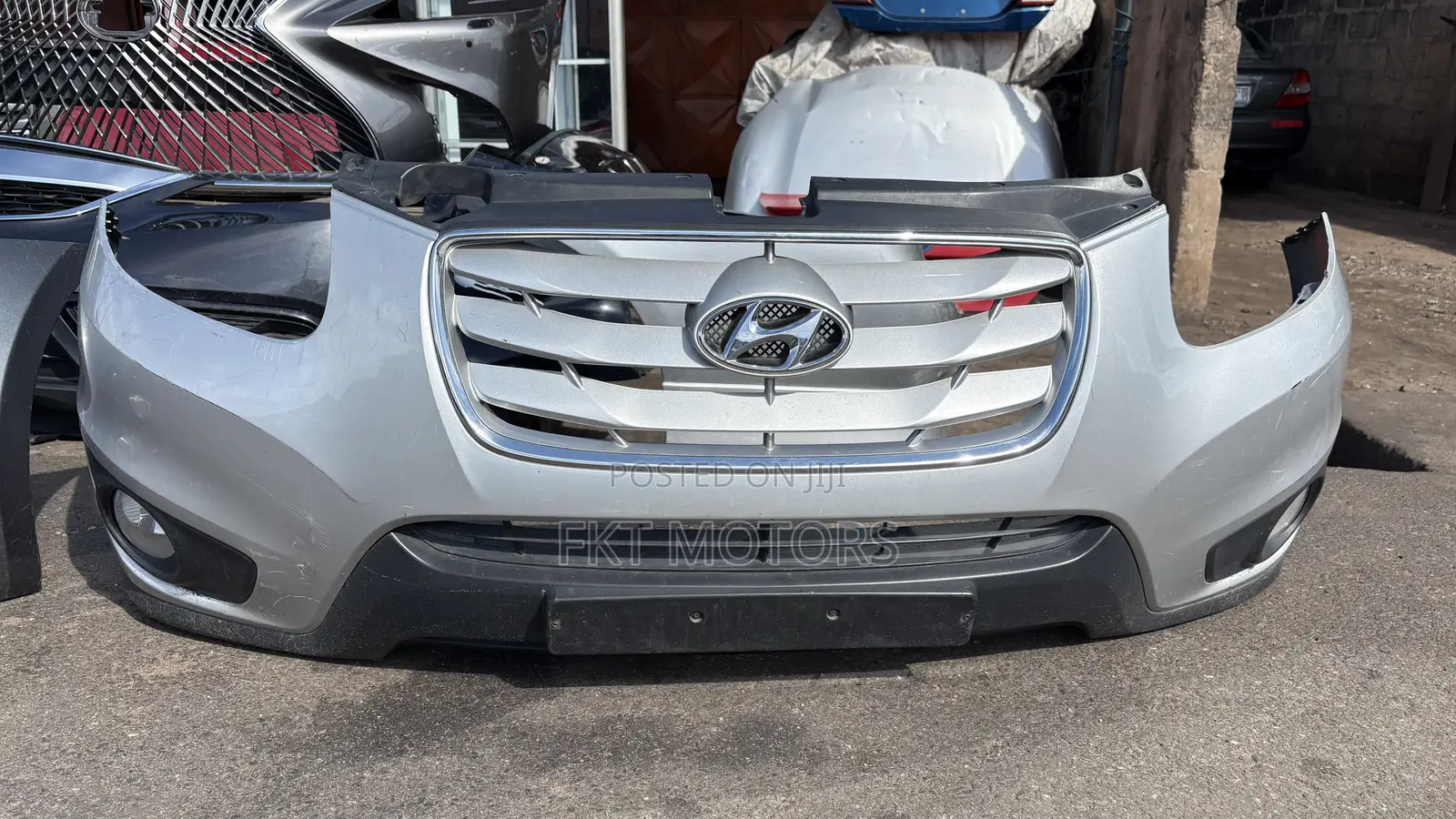 Hyundai Santa Fe Front Bumper 2008,2009,2010,2011,2012,2013,2014