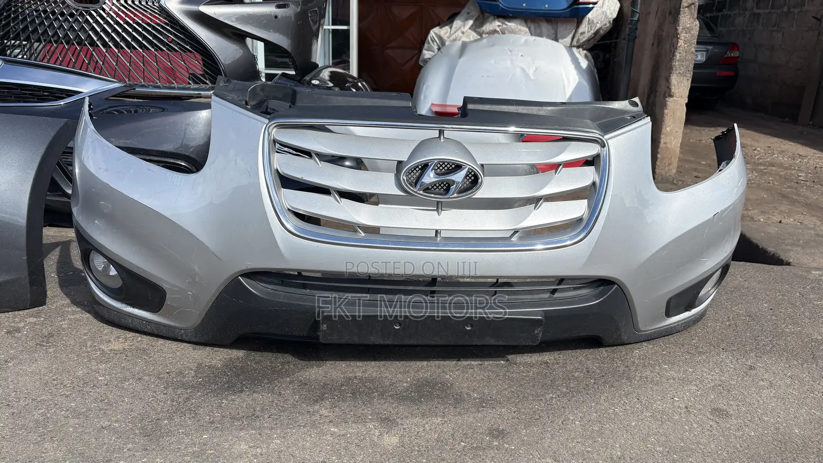 Hyundai Santa Fe Front Bumper 2008,2009,2010,2011,2012,2013,2014