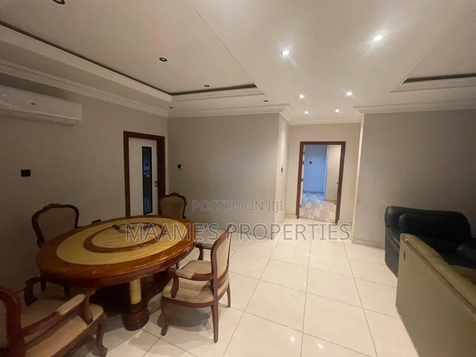 6bdrm Duplex in Kwabenya for sale