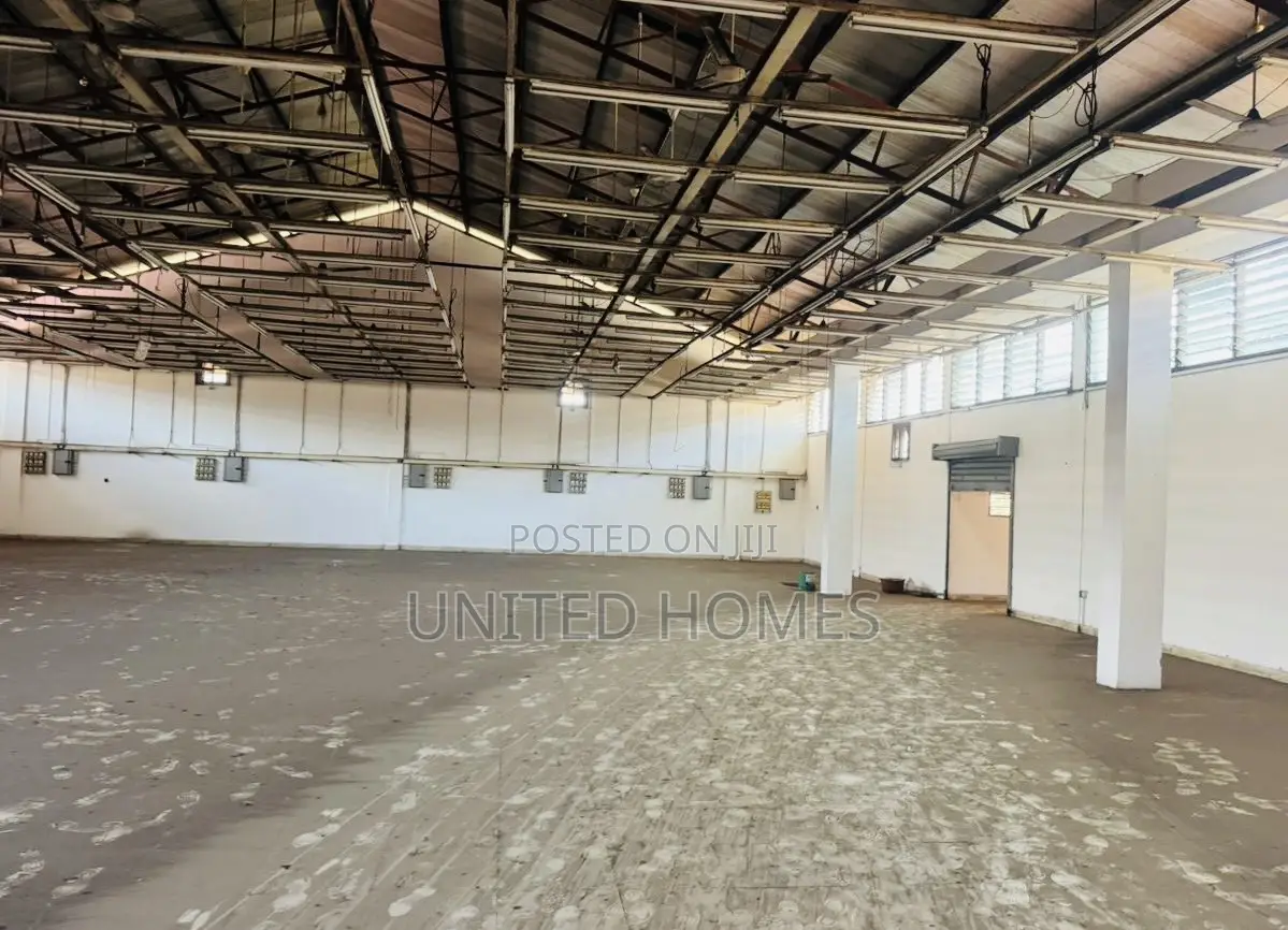 Accra Central 1300 Square Meters Warehouse for Rent