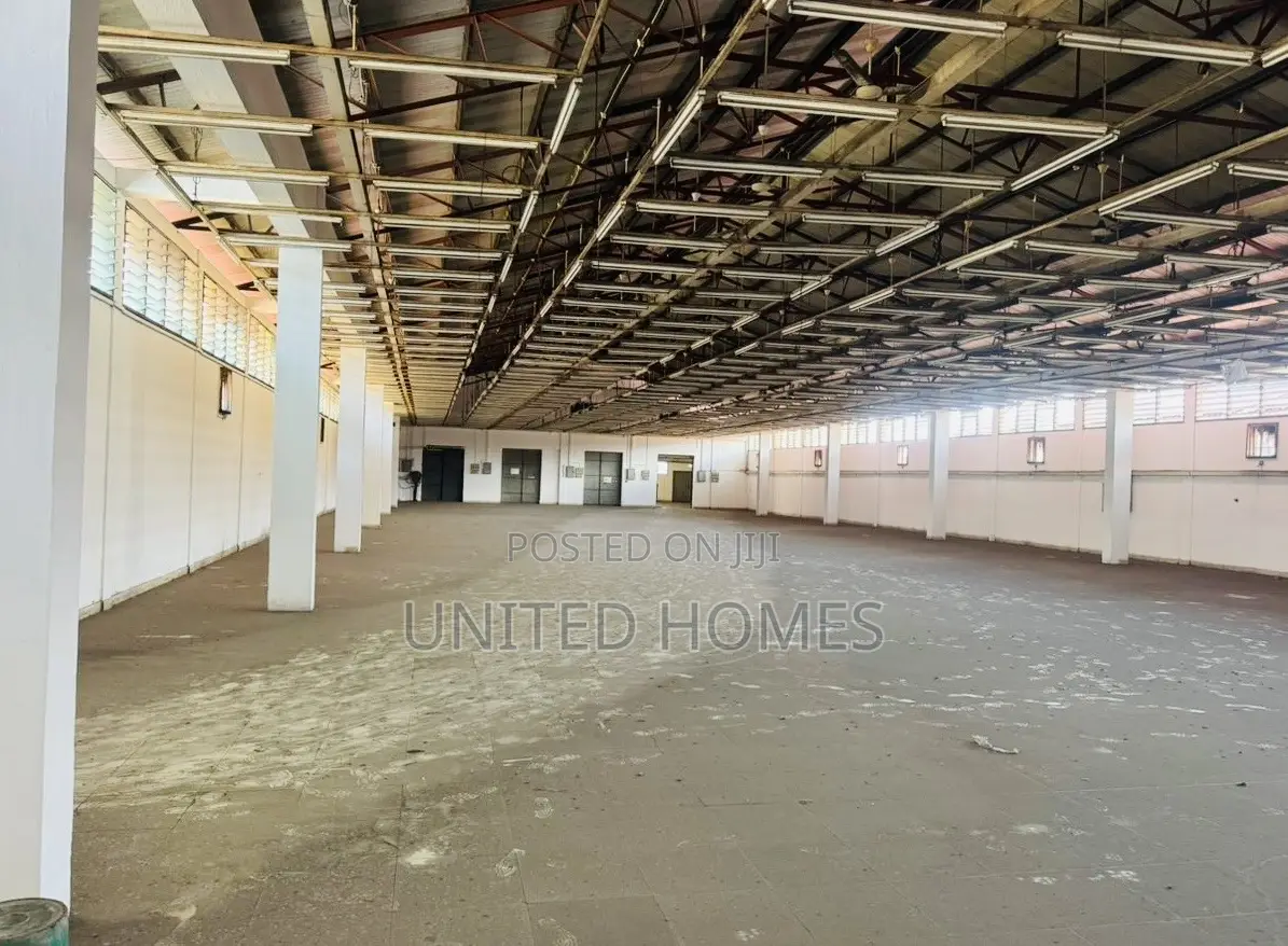 Accra Central 1300 Square Meters Warehouse for Rent