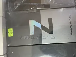 New Samsung Galaxy Z Flip 3 128 GB Black