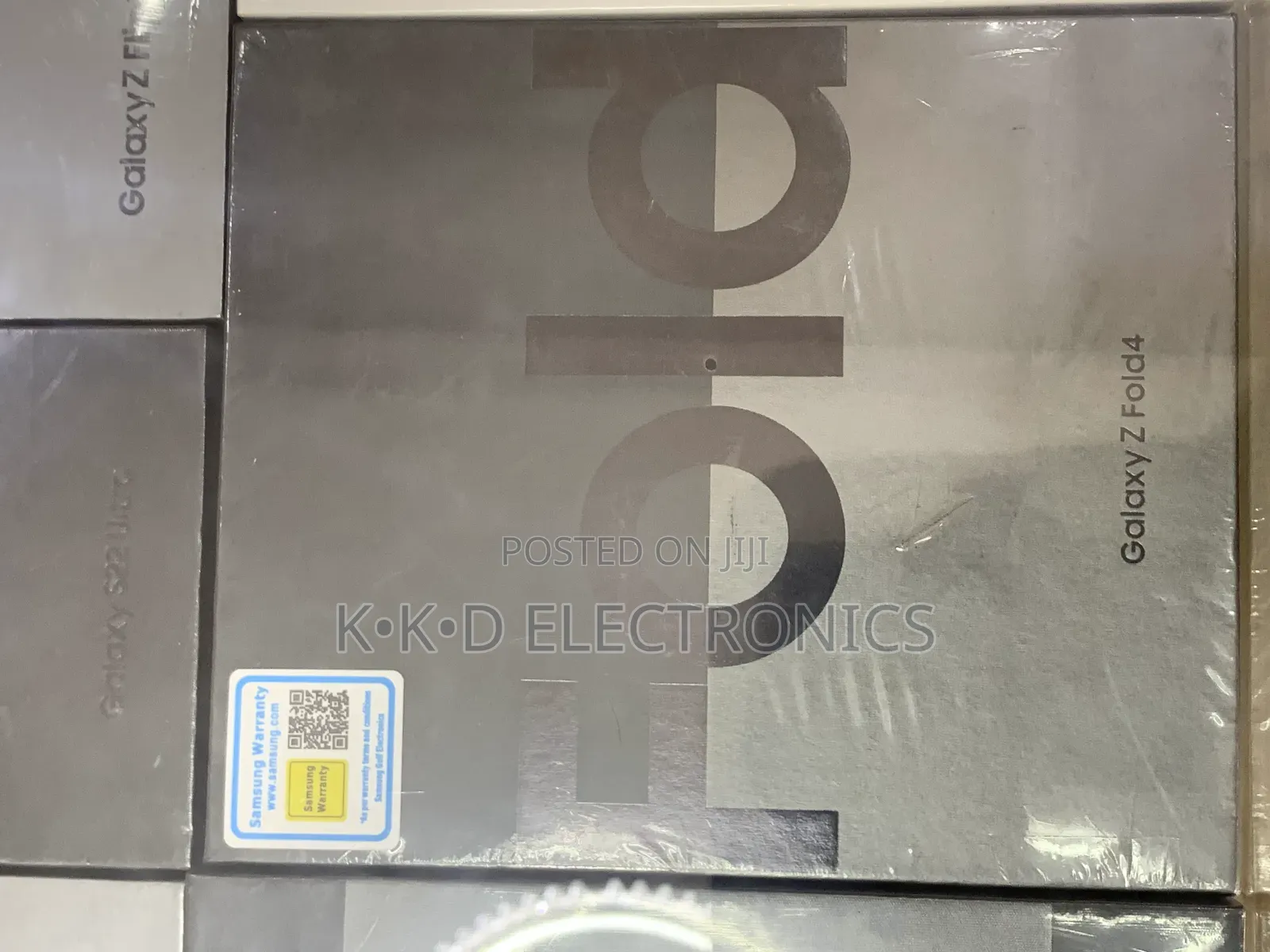 New Samsung Galaxy Z Fold4 256 GB Black
