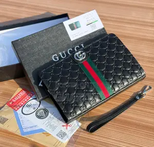 Gucci Black Gg Supreme Leather Men’S Clutch Bag