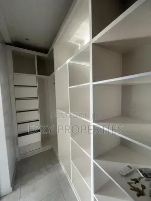 4bdrm House in East Legon Trasaco for rent