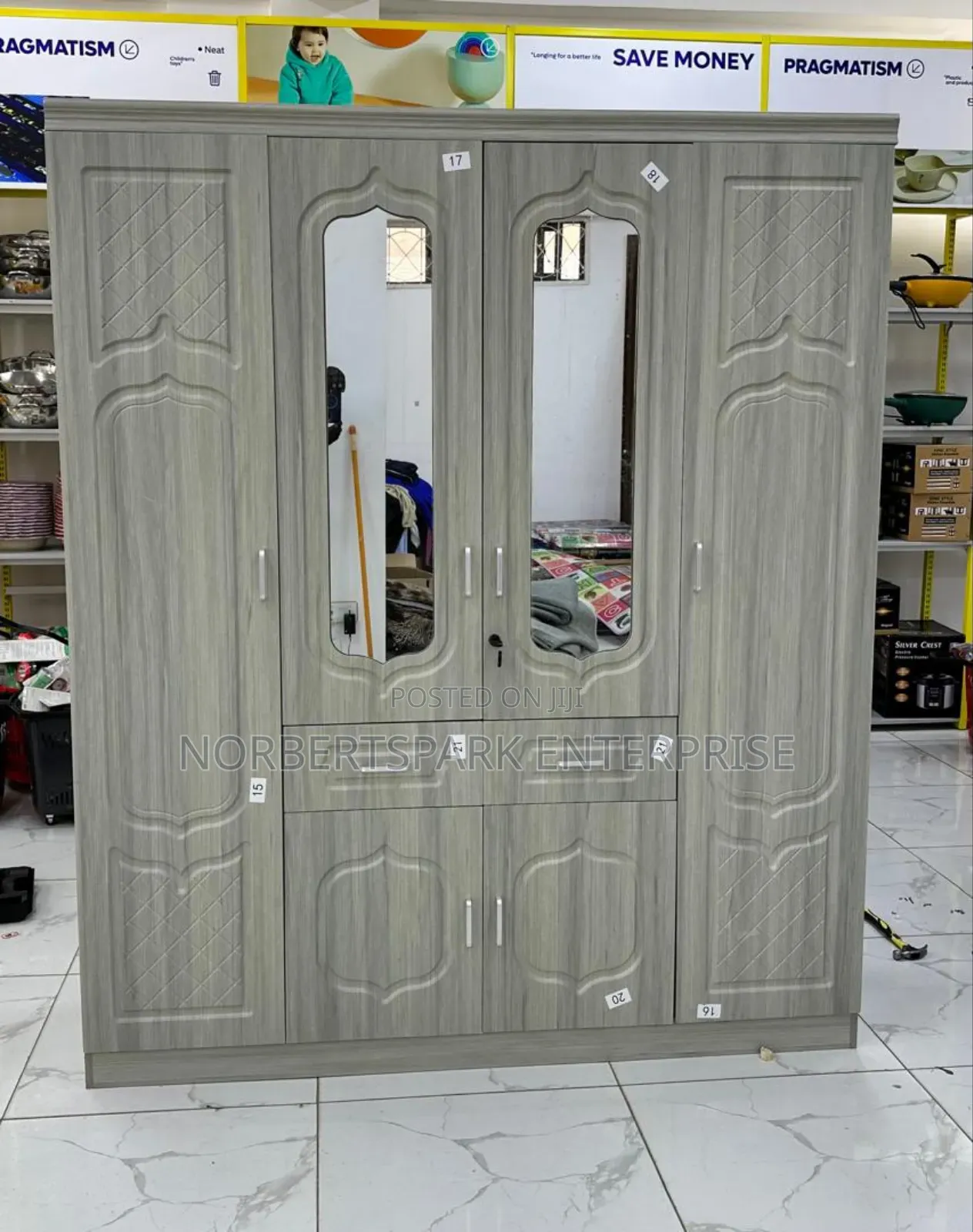 Wardrobe (G2-04-5081)