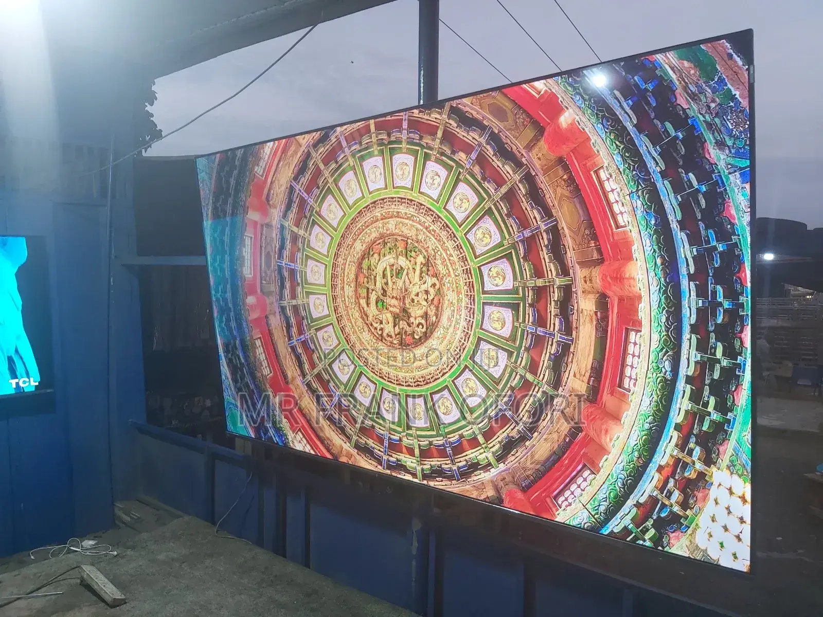 Qled TCL 85inches Google Tv at the Same Android 2024