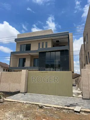 4bdrm House in East Legon for sale