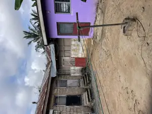Fairly Use House for Sale at Ashongman City,