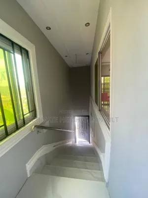 4bdrm Apartment in Tesano for rent