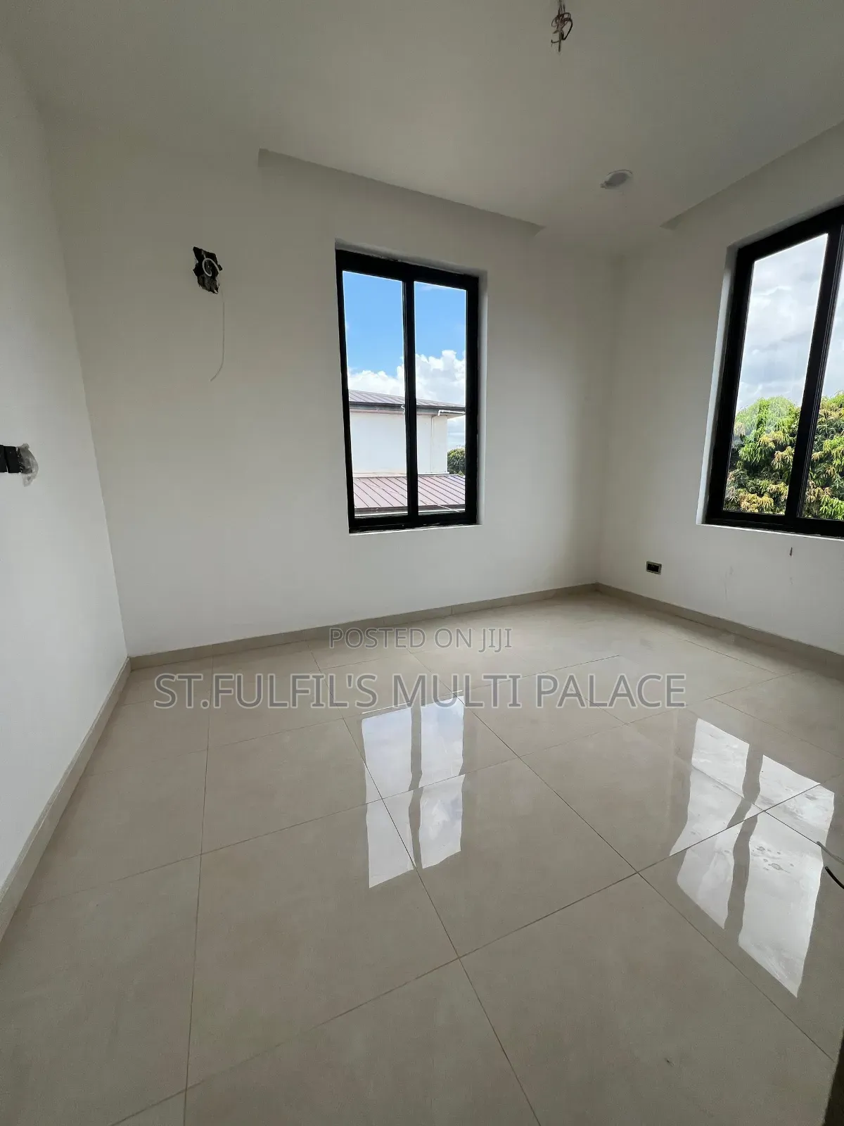 4bdrm Townhouse/Terrace in 2Mins Away From The, Adenta for sale