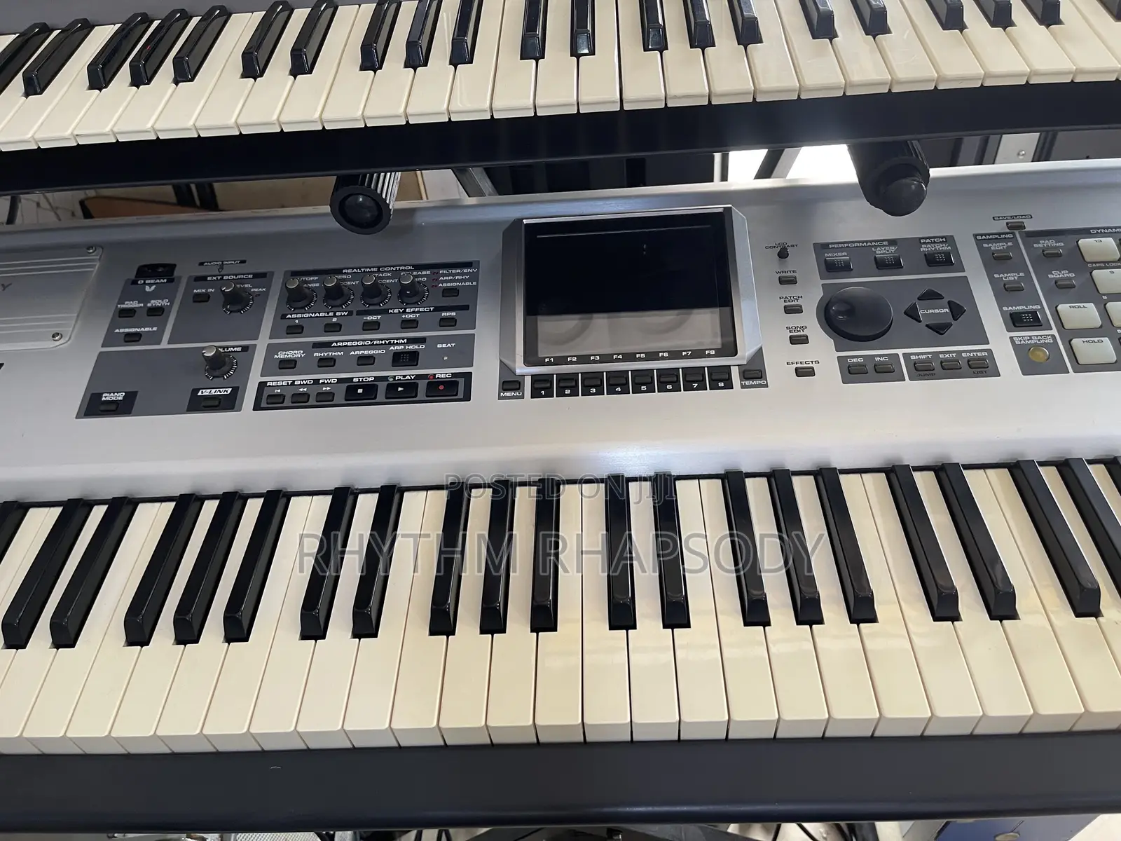 Roland Fantom X8