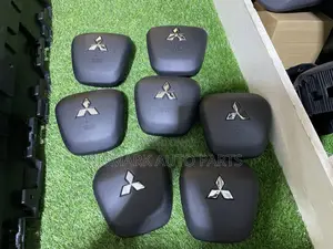 Mitsubishi Outlander 2022-2023-2024-2025 Airbag Cover
