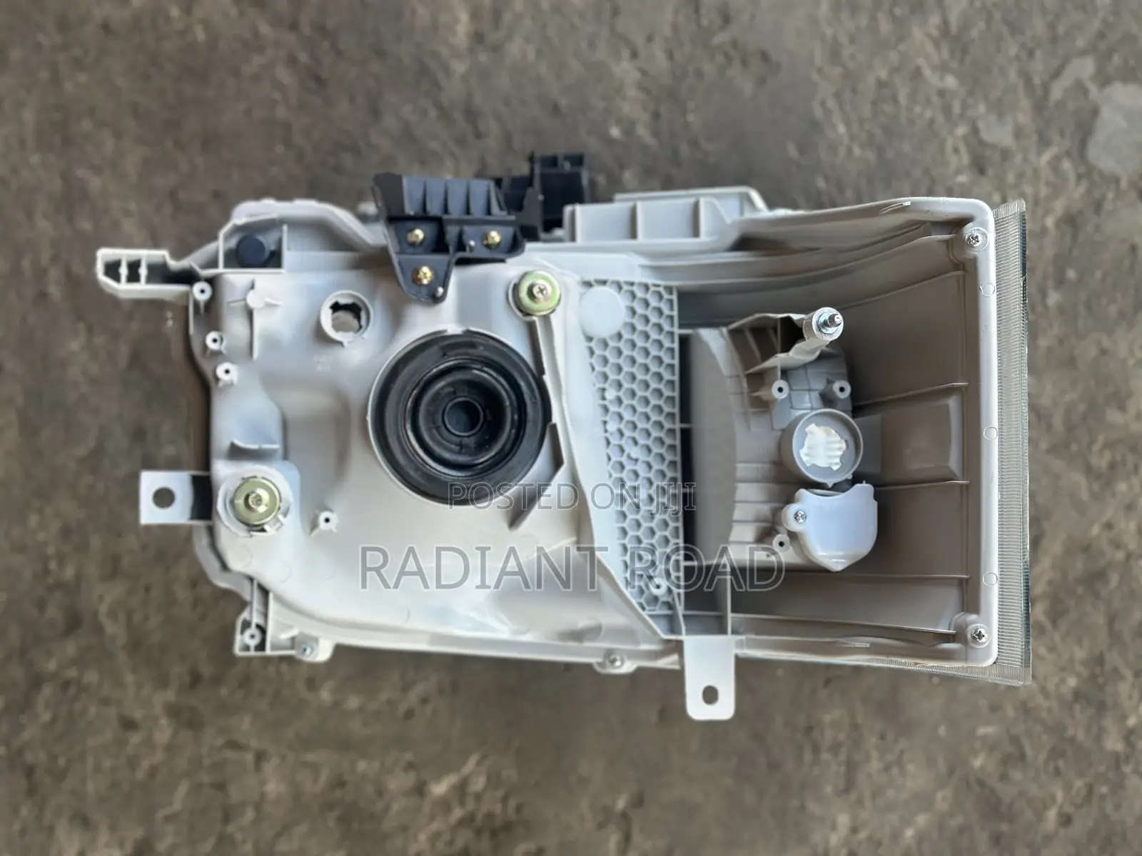 Toyota Stanbic 2014-2016 Headlight
