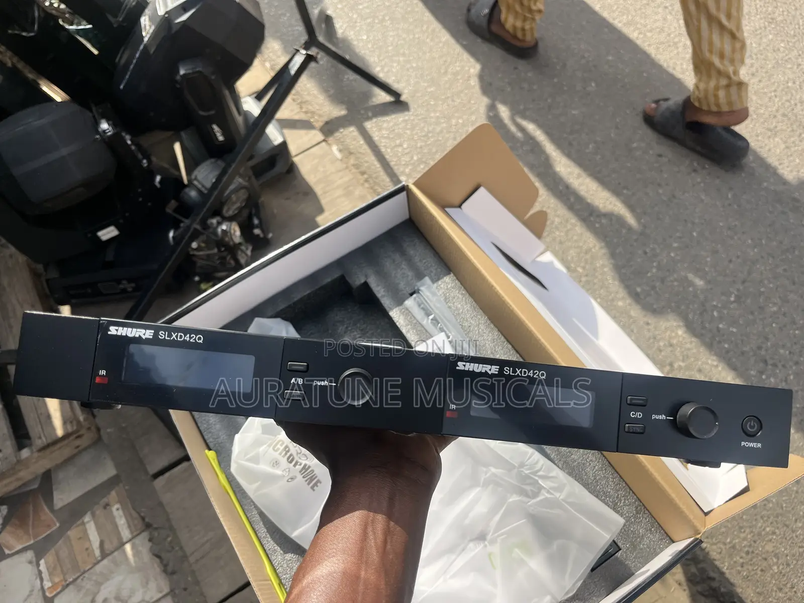 Shure Wireless Microphone (Slxd42q)