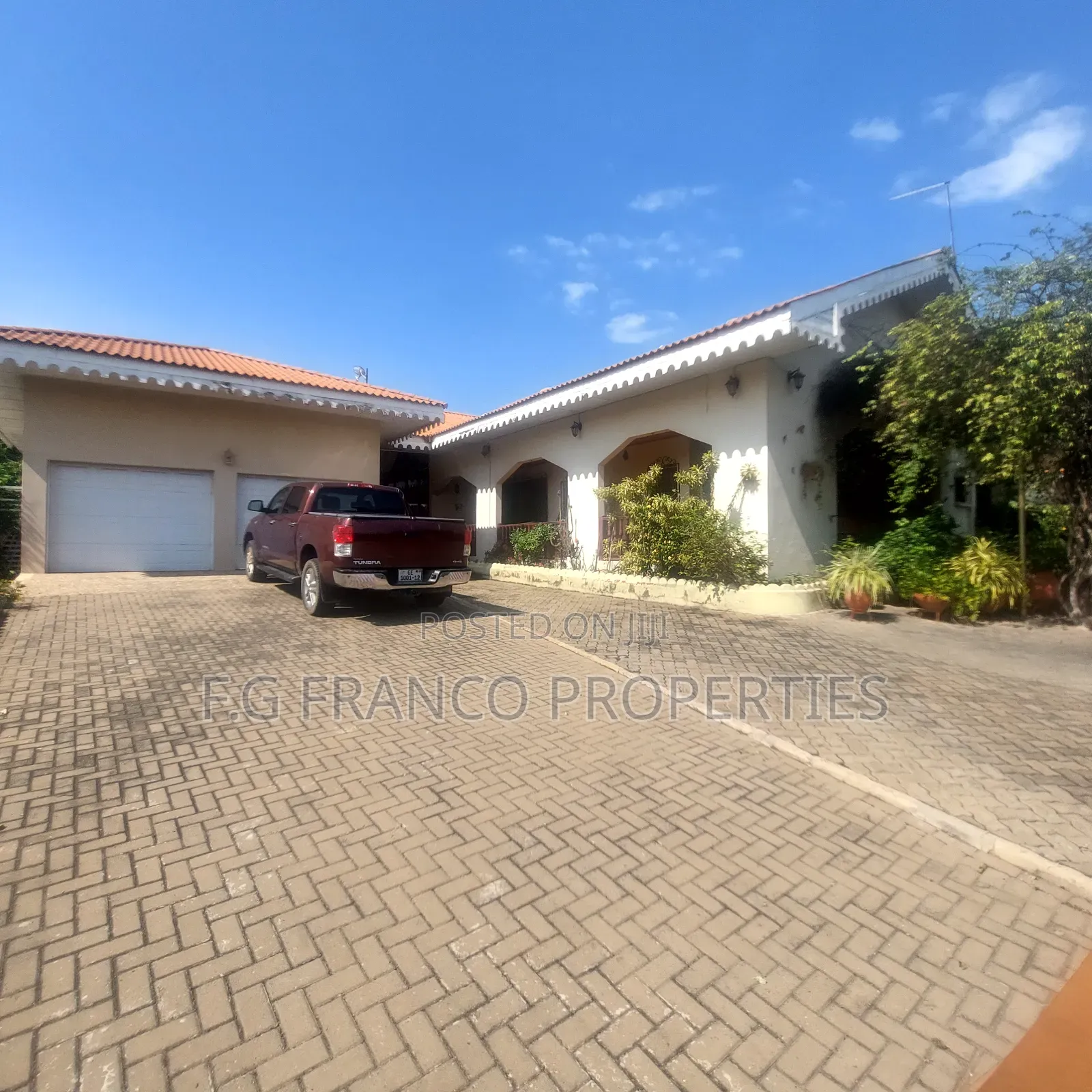 4bdrm House in Kg Franco Properties, Airport Residential Area for sale